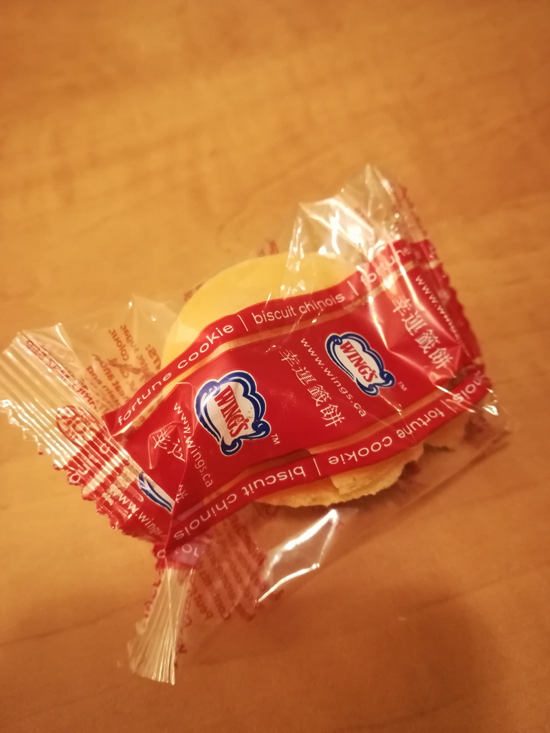 Illustration for article titled Snacktayku review: generic fortune cookiesÂ